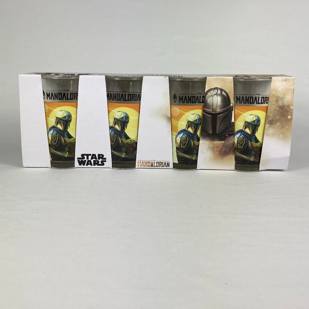 The Mandalorian 16oz Glass Tumblers, Disney, Star Wars, NIB! NEW!